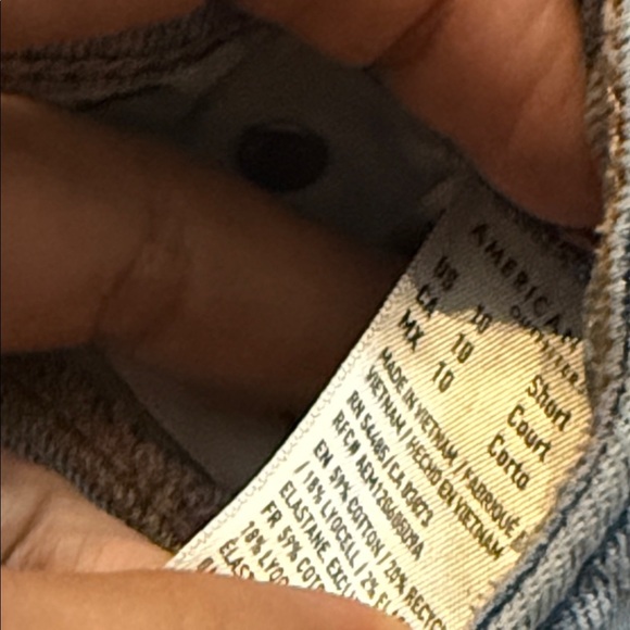 American Eagle Outfitters Light Wash Straight Leg Jeans - Picture 4 of 4